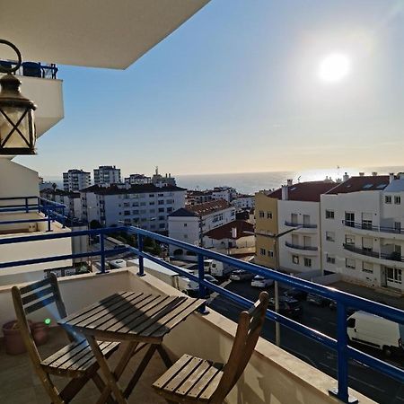 Апартаменты Sunset Surf House With Sea View Эрисейра Экстерьер фото