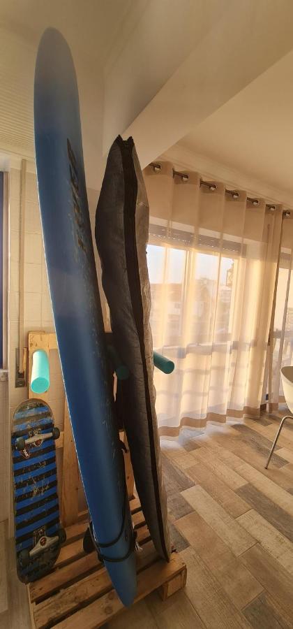 Апартаменты Sunset Surf House With Sea View Эрисейра Экстерьер фото